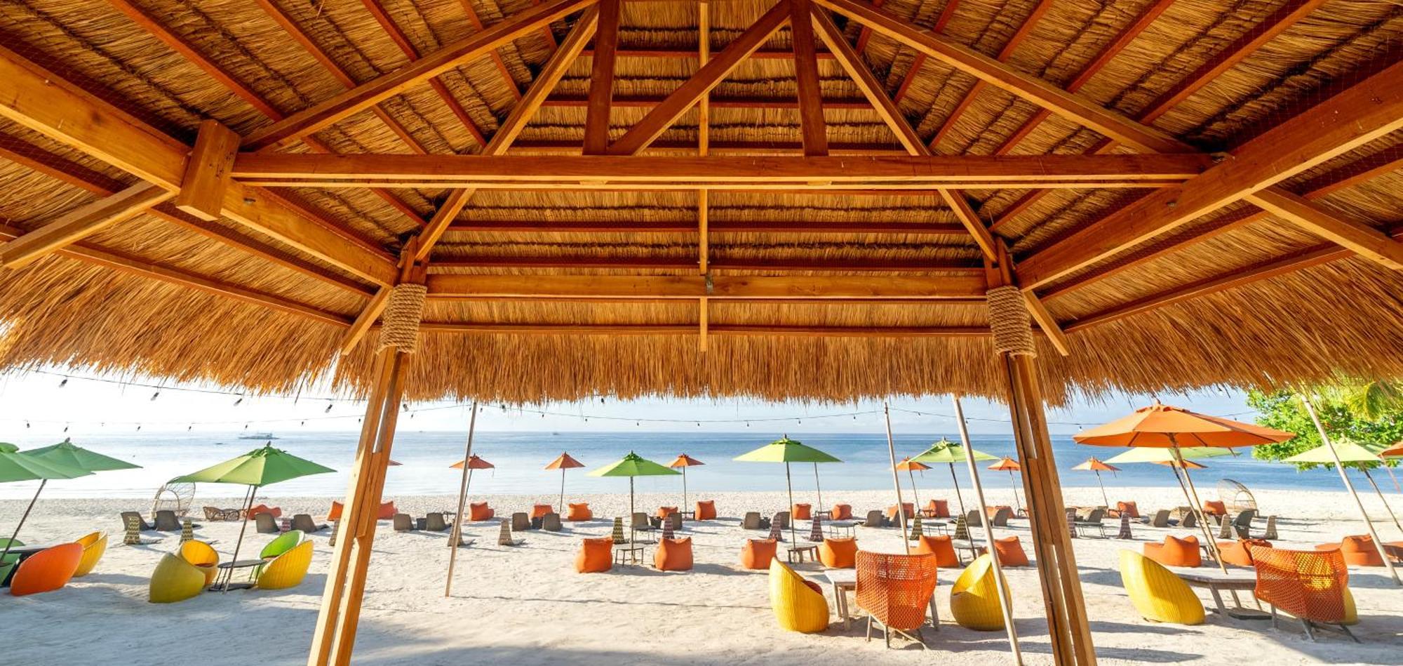 Oceanica Resort Panglao, Bohol Ngoại thất bức ảnh The beach at the Hard Rock Hotel