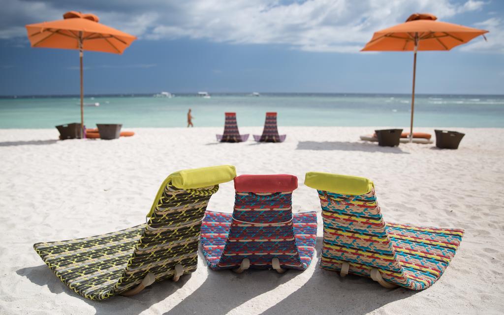 Oceanica Resort Panglao, Bohol Ngoại thất bức ảnh Beach chairs