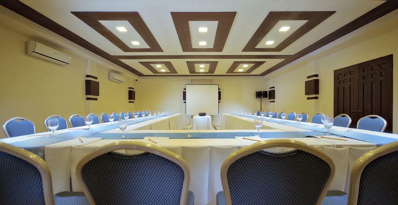 Oceanica Resort Panglao, Bohol Ngoại thất bức ảnh Meeting room